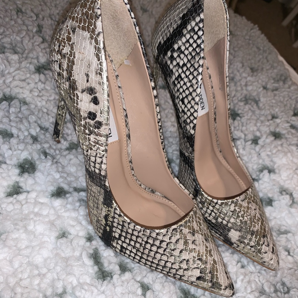 Steve Madden Vala Women’s Pumps (Size 6)